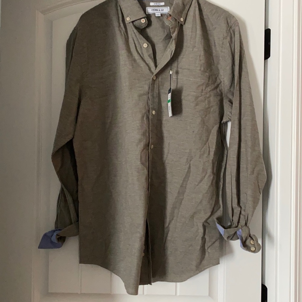 Crown Ivy olive coas button up